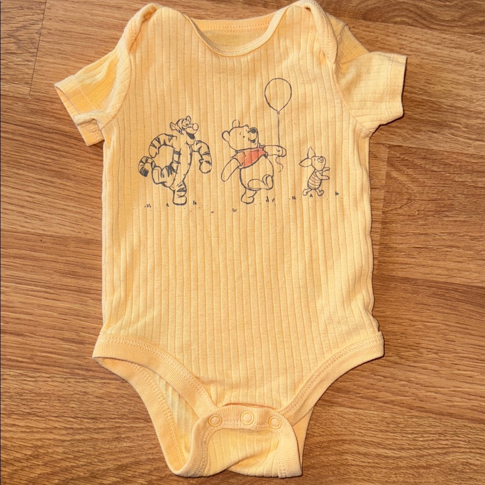 Disney Baby Winnie the Pooh yellow bodysuit 0-3 months